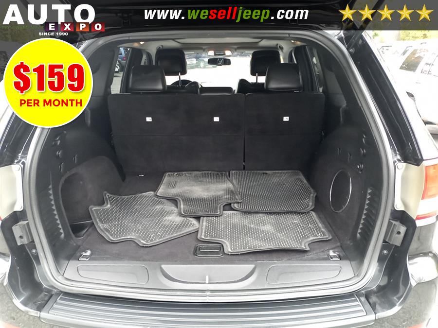 2011 Jeep Grand Cherokee Laredo photo
