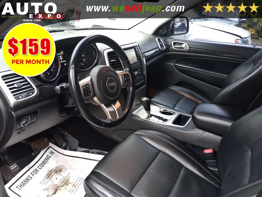 2011 Jeep Grand Cherokee Laredo photo