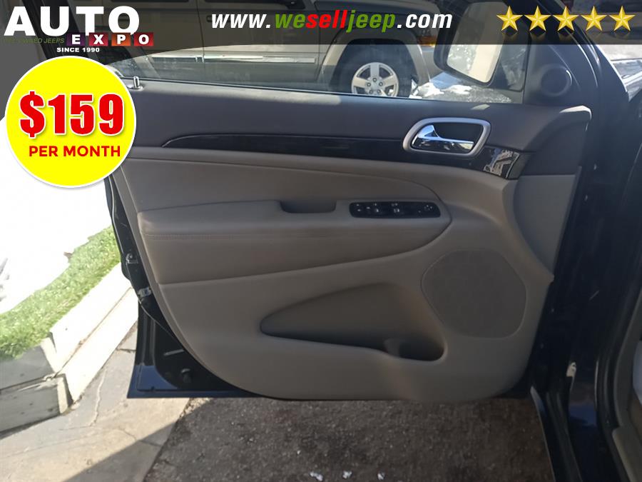 2012 Jeep Grand Cherokee Laredo photo