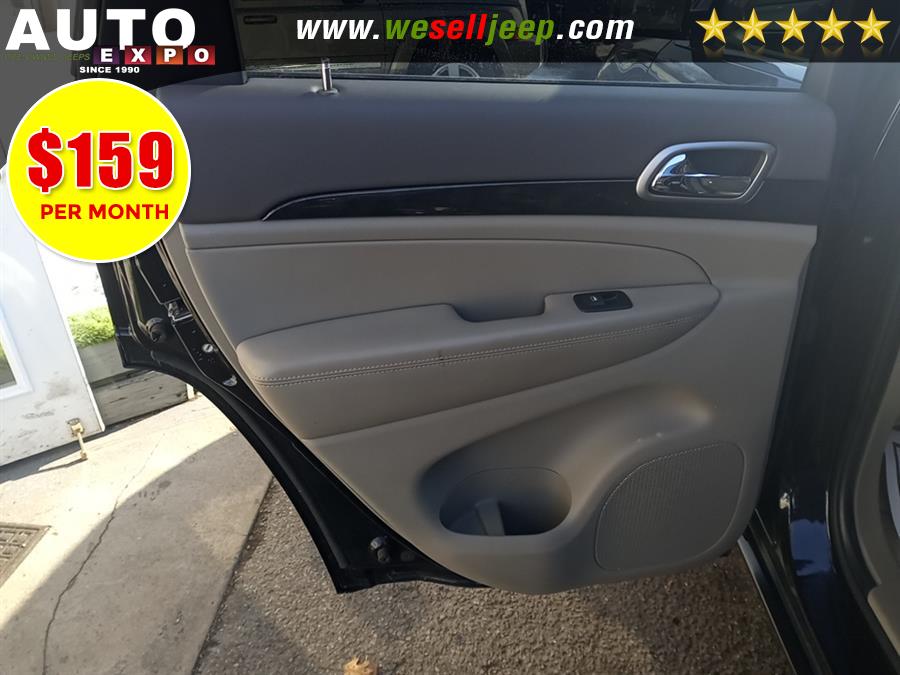 2012 Jeep Grand Cherokee Laredo photo