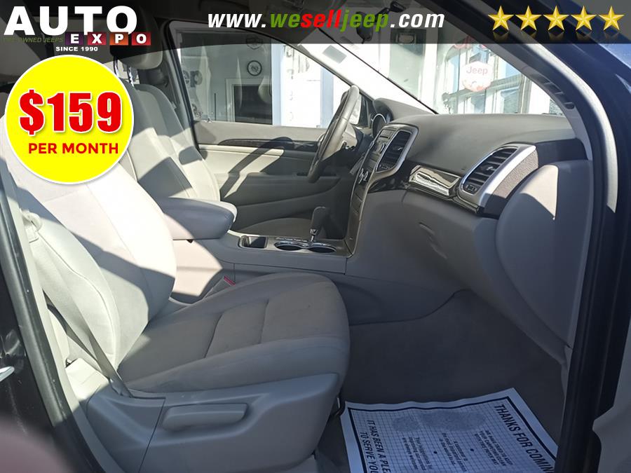 2012 Jeep Grand Cherokee Laredo photo