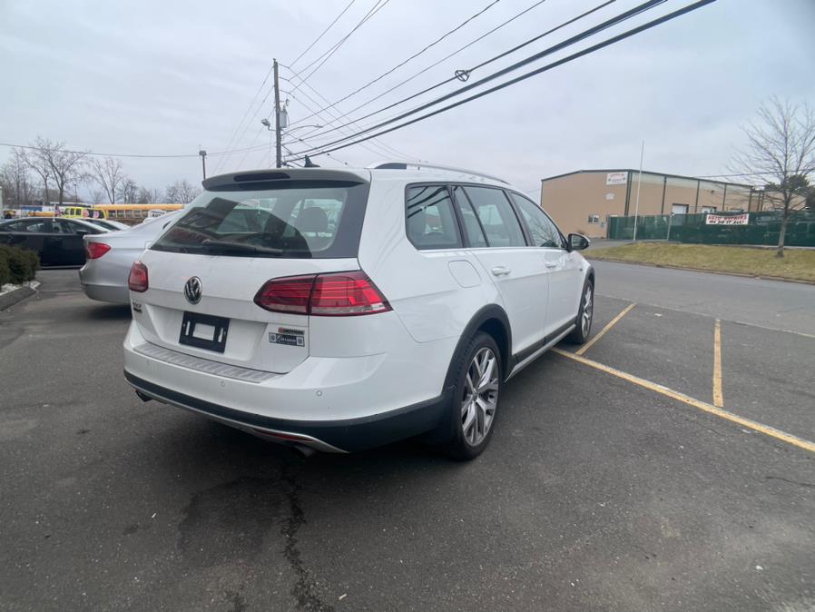 2019 Volkswagen Golf Alltrack TSI SE photo