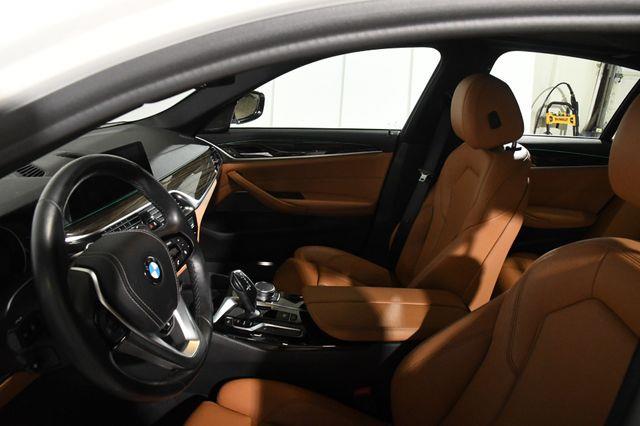 2019 BMW 5-Series 540i Xdrive AWD photo