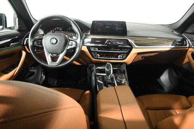 2019 BMW 5-Series 540i Xdrive AWD photo