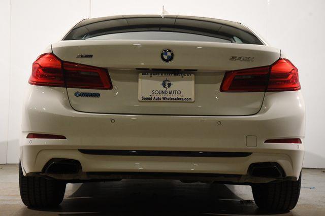 2019 BMW 5-Series 540i Xdrive AWD photo