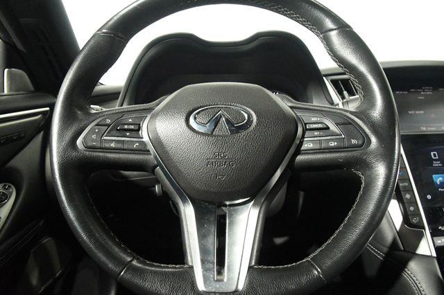 2018 Infiniti Q60 3.0t LUXE photo