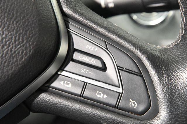 2018 Infiniti Q60 3.0t LUXE photo