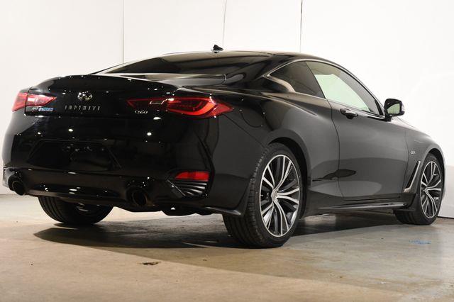 2018 Infiniti Q60 3.0t LUXE photo