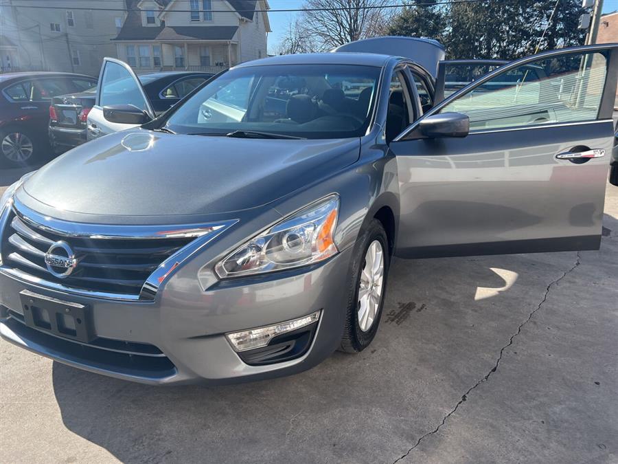 2014 Nissan Altima 2.5 photo