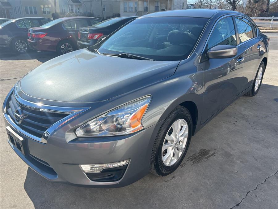 2014 Nissan Altima 2.5 photo