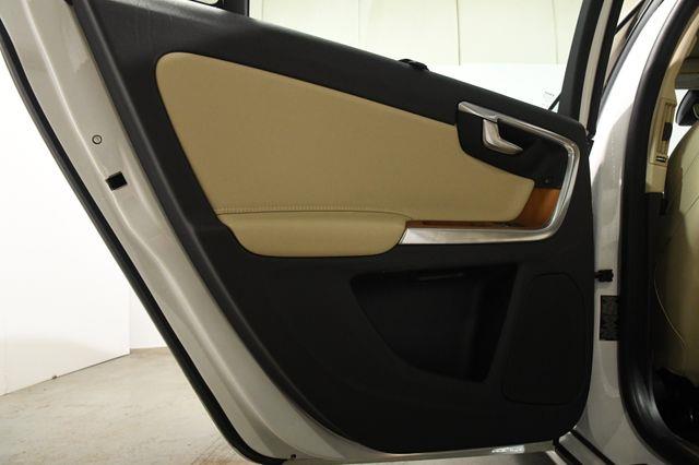 2017 Volvo S60 Inscription Platinum photo