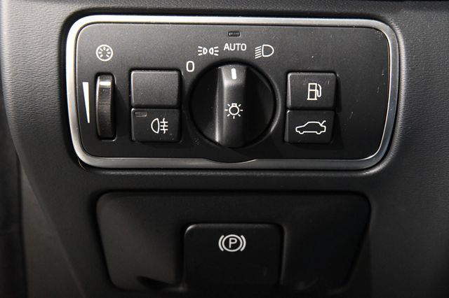 2017 Volvo S60 Inscription Platinum photo