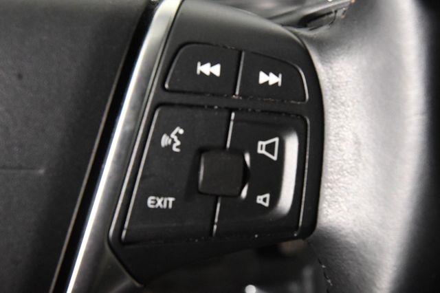 2017 Volvo S60 Inscription Platinum photo