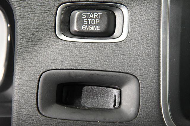 2017 Volvo S60 Inscription Platinum photo