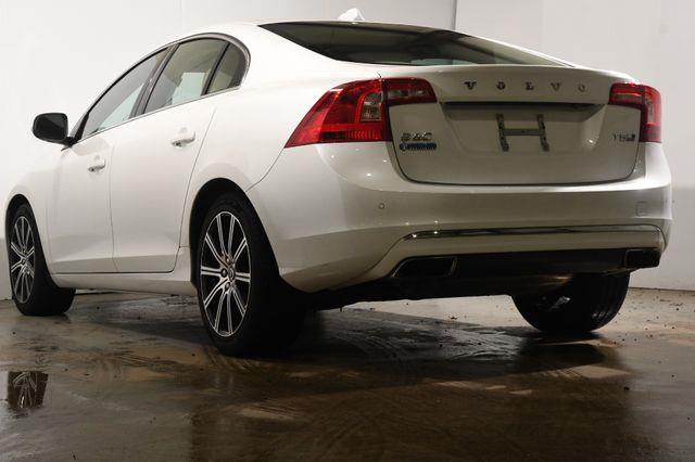 2017 Volvo S60 Inscription Platinum photo