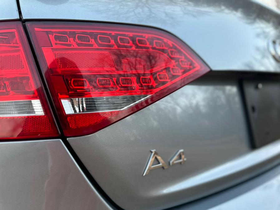 2010 Audi A4 2.0T quattro Premium Plus photo