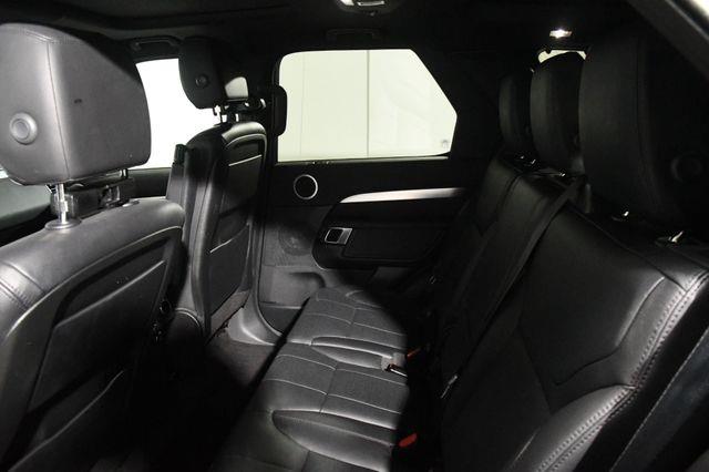 2020 Land Rover Discovery Landmark Edition photo