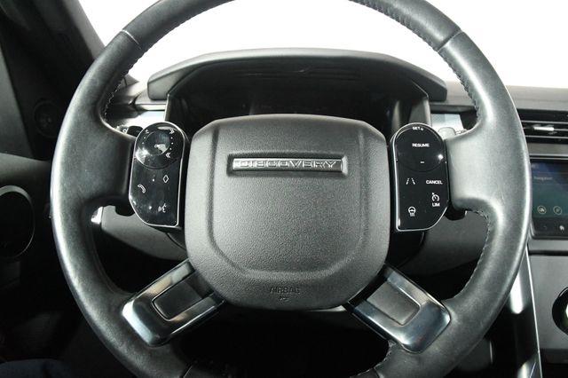 2020 Land Rover Discovery Landmark Edition photo