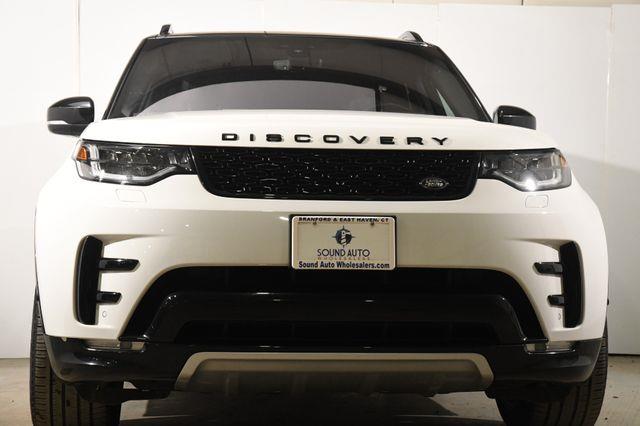 2020 Land Rover Discovery Landmark Edition photo