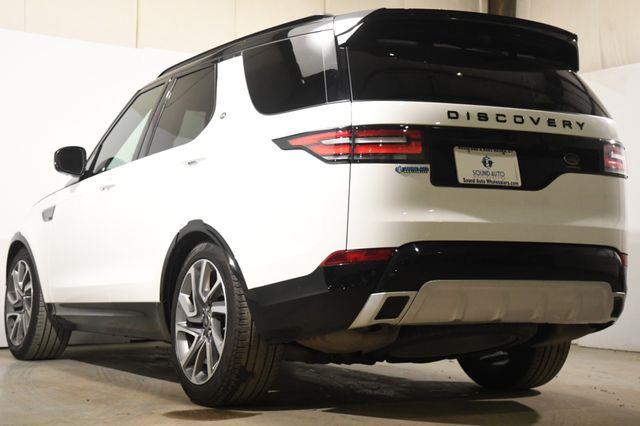 2020 Land Rover Discovery Landmark Edition photo
