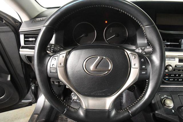 2014 Lexus ES 350 photo