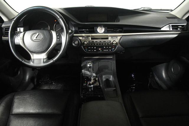 2014 Lexus ES 350 photo