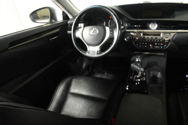 2014 Lexus ES 350 photo