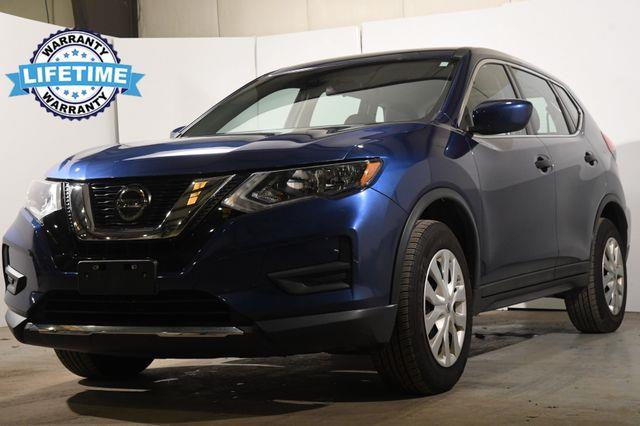 The 2019 Nissan Rogue AWD SV photos