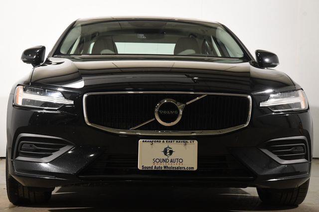 2020 Volvo S60 Momentum photo