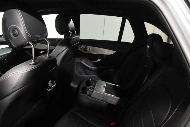 2019 Mercedes-Benz GLC 300 AWD photo