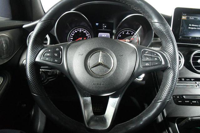 2019 Mercedes-Benz GLC 300 AWD photo