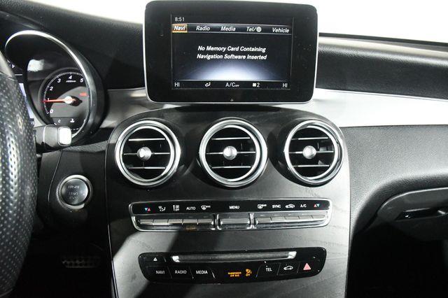 2019 Mercedes-Benz GLC 300 AWD photo