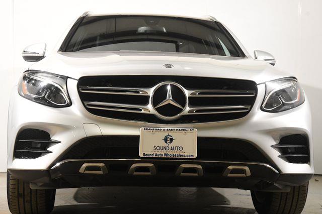 2019 Mercedes-Benz GLC 300 AWD photo