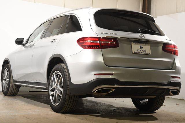 2019 Mercedes-Benz GLC 300 AWD photo