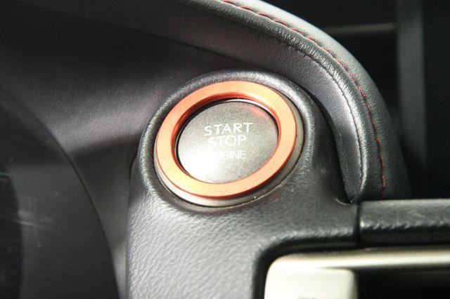 2016 Lexus IS 350 photo