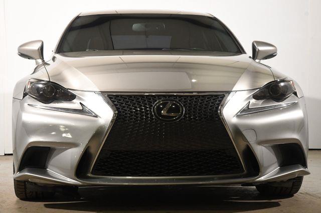 2016 Lexus IS 350 photo