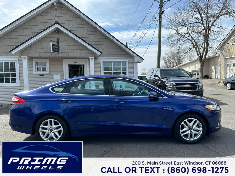 2013 Ford Fusion SE photo