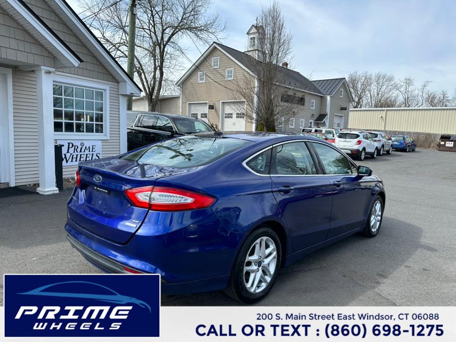 2013 Ford Fusion SE photo