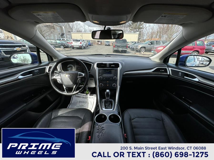 2013 Ford Fusion SE photo