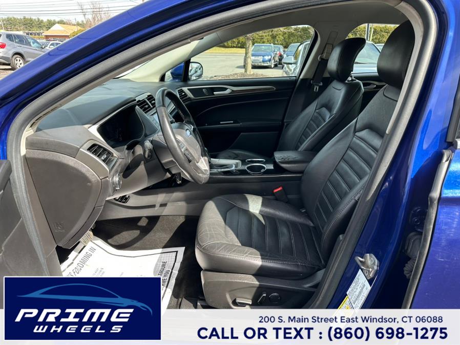 2013 Ford Fusion SE photo