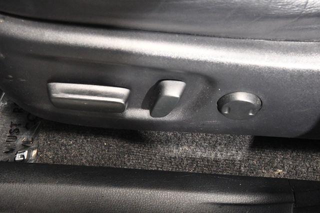 2016 Toyota RAV4 Hybrid Limited photo
