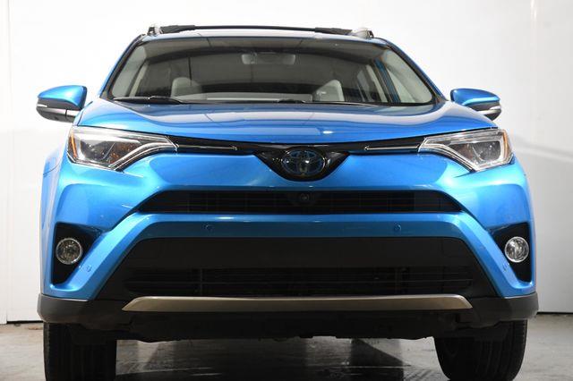 2016 Toyota RAV4 Hybrid Limited photo