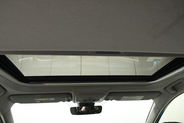 2016 Toyota RAV4 Hybrid Limited photo