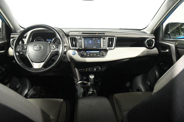 2016 Toyota RAV4 Hybrid Limited photo