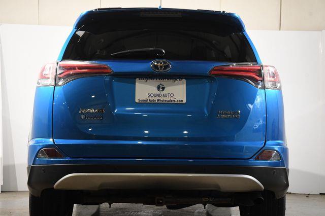 2016 Toyota RAV4 Hybrid Limited photo