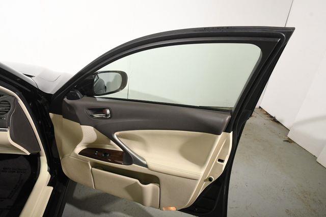 2012 Lexus IS 250 photo