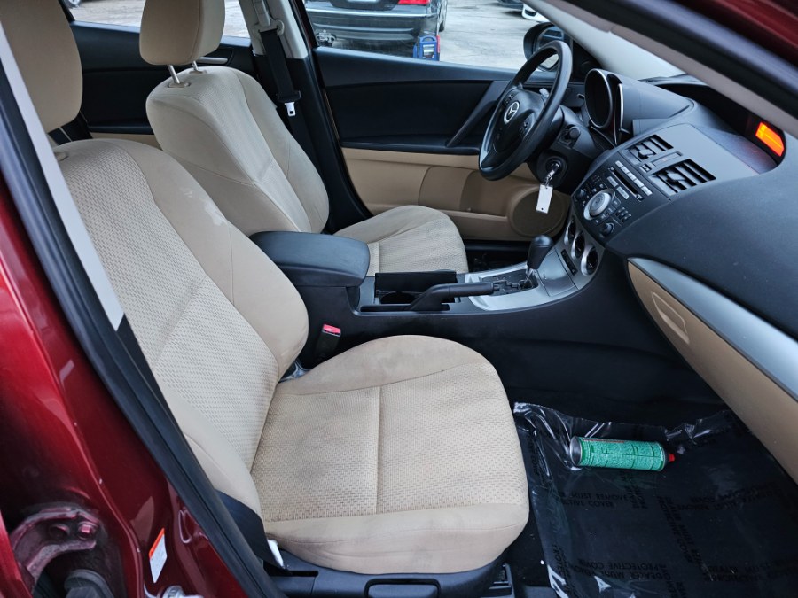 2010 Mazda Mazda3 Touring photo