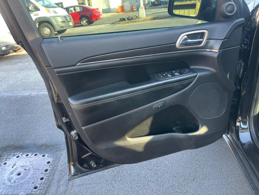 2015 Jeep Grand Cherokee 4WD 4dr Limited photo