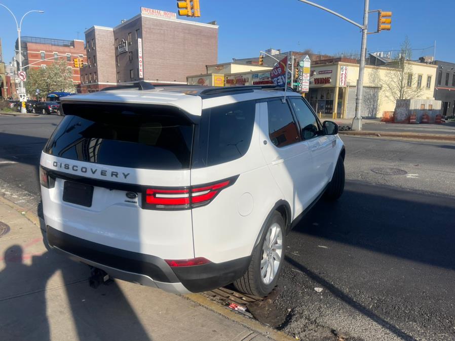 2017 Land Rover Discovery HSE V6 Supercharged photo