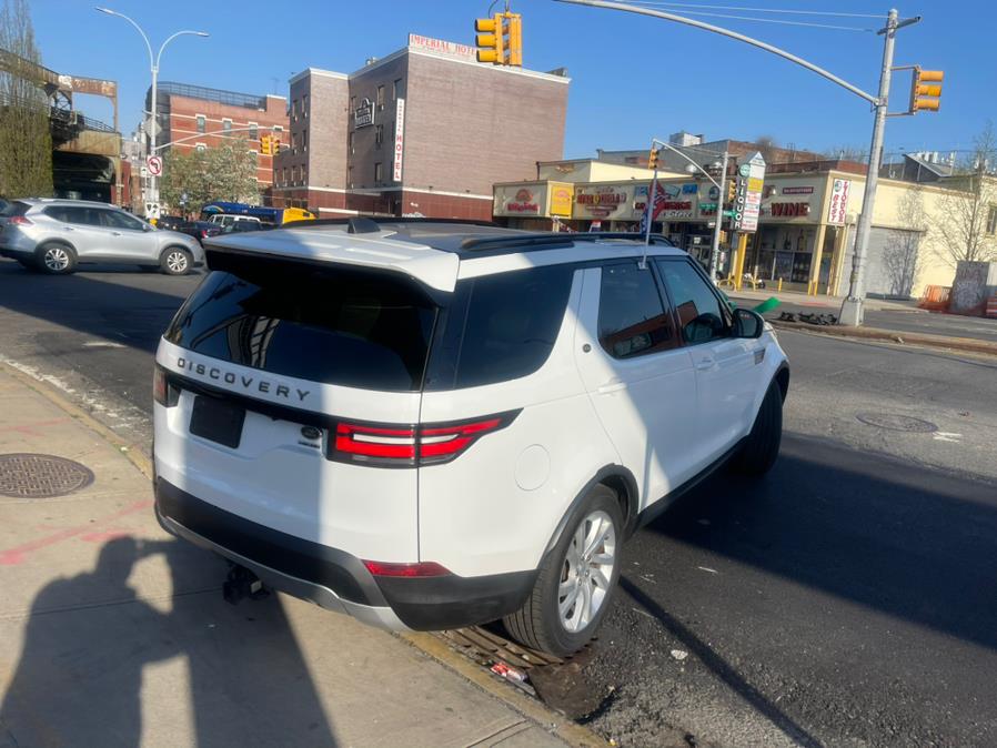 2017 Land Rover Discovery HSE V6 Supercharged photo